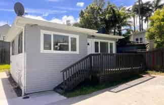 164 Edmonton Rd, Te Atatu South