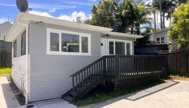 164 Edmonton Rd, Te Atatu South