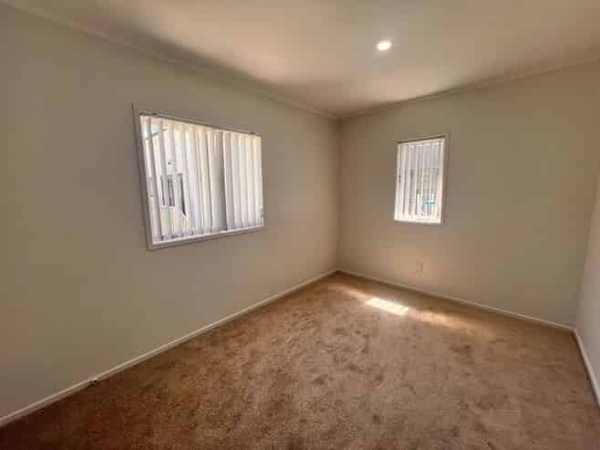 164 Edmonton Rd, Te Atatu South