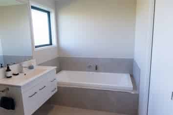 392 Black Rock Road, Te Ore Ore