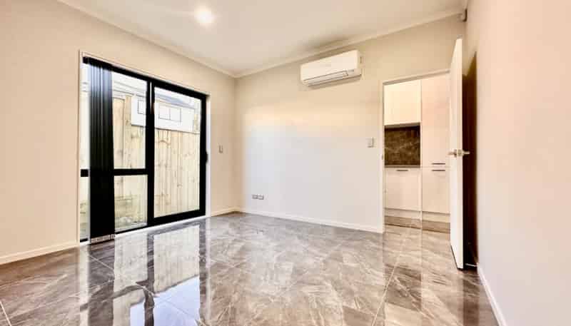 8 Koromeke Street, Flat Bush