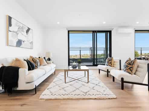 501/12 Barrack Road, Mount Wellington