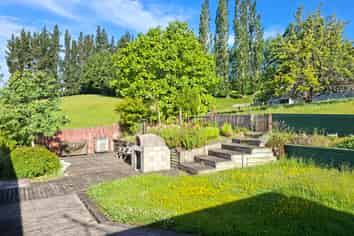 10 Braeside, Kinmont Park