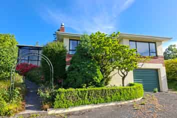 10 Braeside, Kinmont Park