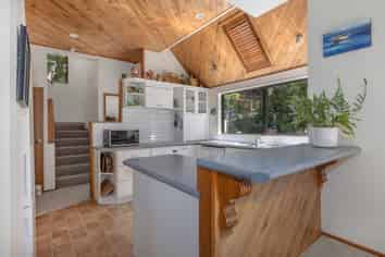 21 Gordon Road, Plimmerton