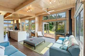 32 Reay Mackay Grove, Waikawa Beach