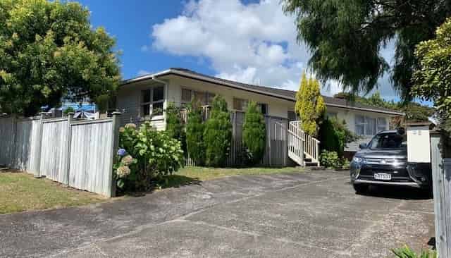 25 Tamahere Drive, Glenfield