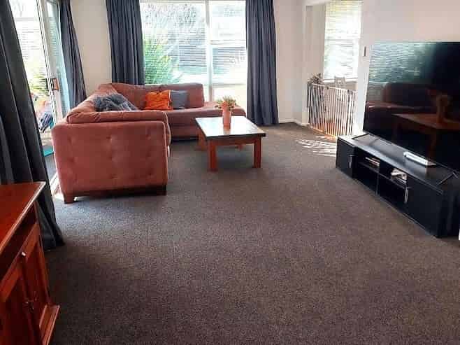 26 Daniels Road, Redwood