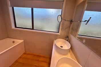 99 Grand Drive, Remuera