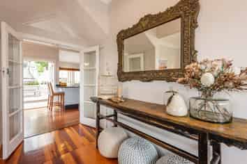 15 Hay Street, Oriental Bay