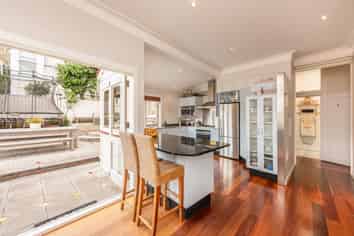 15 Hay Street, Oriental Bay