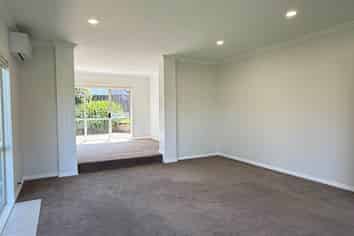 2 Opal Close, Albany