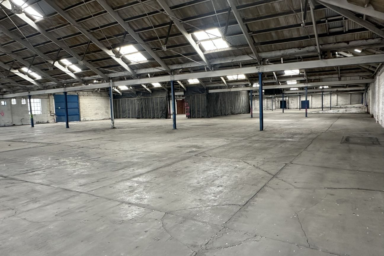 Large Central City Warehouse For lease - Bild 6