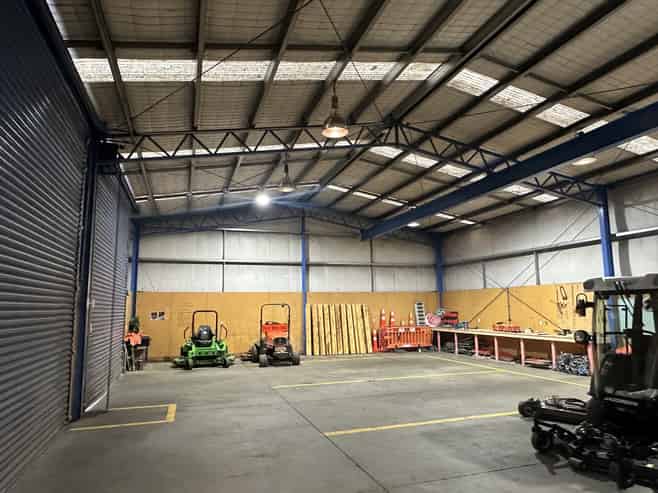 Tidy Smaller Warehouse For Lease - Mosgiel