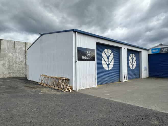 Tidy Smaller Warehouse For Lease - Mosgiel