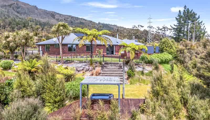 8/133 Powerhouse Road, Westport