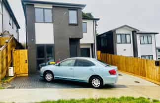 Granny/7 Ripa Street, Flat Bush