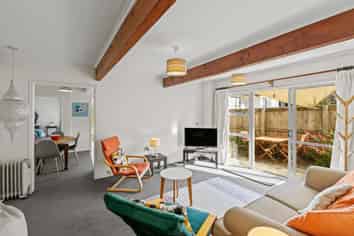 1/5 Price Street, Westown