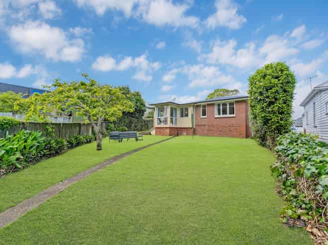 19 Green Lane East, Remuera