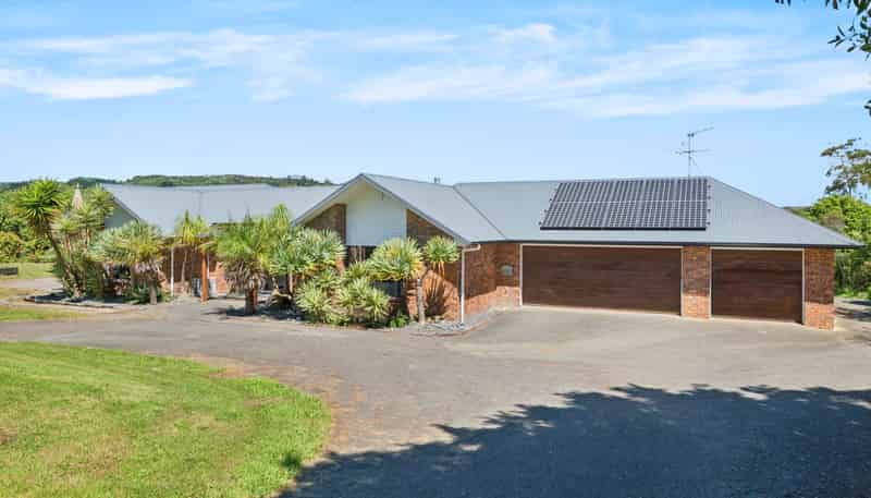 38 Lauren Grove, Ardmore