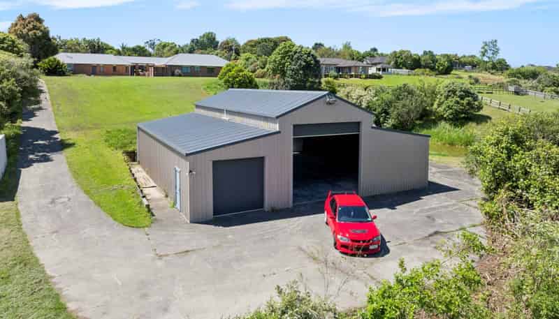 38 Lauren Grove, Ardmore