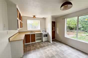 51B Woodbury St, Avonhead