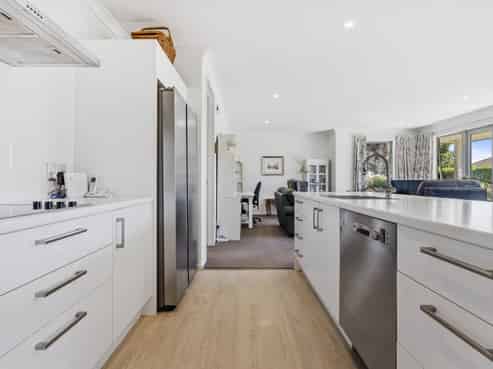 18 Liffey Springs Drive, Lincoln