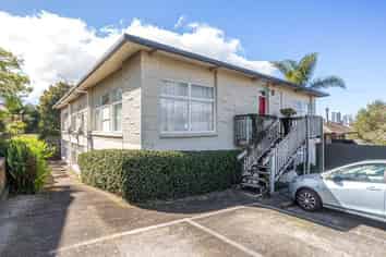 9/2 Westwood Terrace, Saint Marys Bay