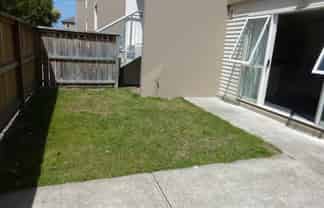 2/30 Mathesons Road, Phillipstown