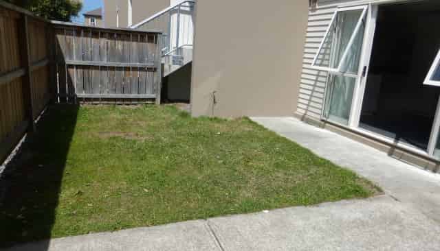 2/30 Mathesons Road, Phillipstown