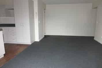 2/30 Mathesons Road, Phillipstown