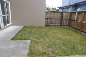 2/30 Mathesons Road, Phillipstown