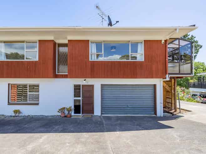 12A Bel Air Drive, Hillsborough