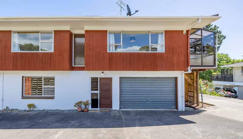 12A Bel Air Drive, Hillsborough