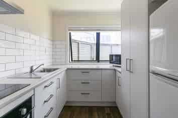 1/65 Howe Street, Howick