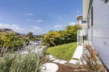 17A Virginia Grove, Brooklyn