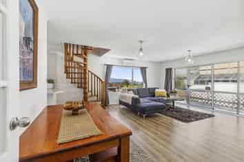 17A Virginia Grove, Brooklyn