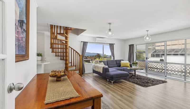 17A Virginia Grove, Brooklyn