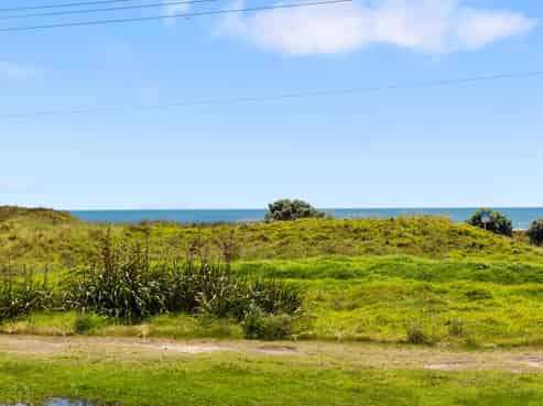 1008A Papamoa Beach Road, Papamoa