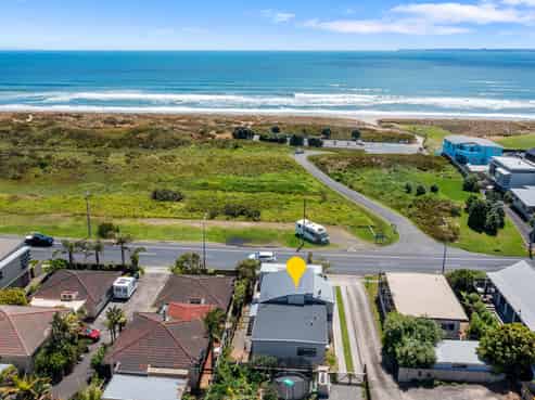 1008A Papamoa Beach Road, Papamoa
