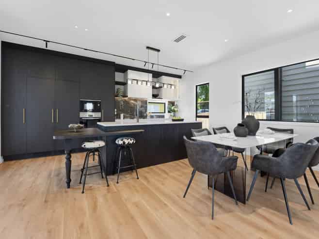 7C Cruickshank Crescent, Meadowbank