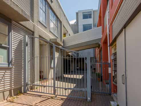 14/20 Hopper Street, Mount Cook