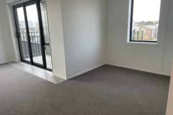 201/28C Eileen Newey Place, Henderson