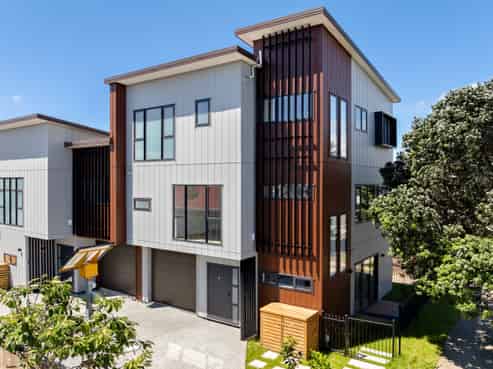 729A Massey Road, Mangere