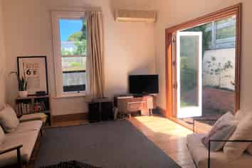 82 Rintoul Street, Newtown