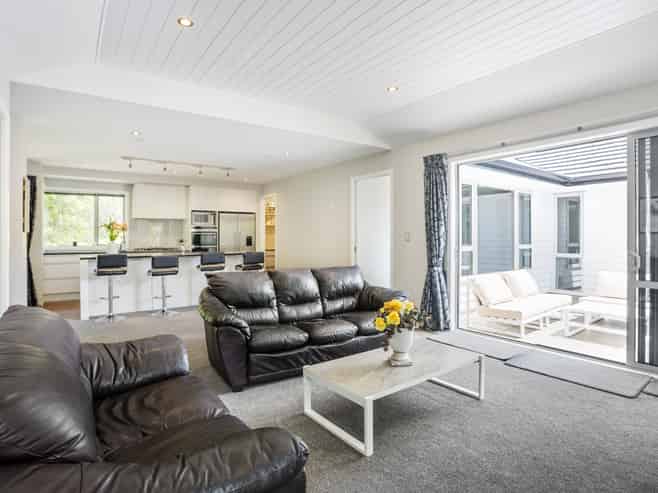 23 Petrel Close, Paraparaumu Beach