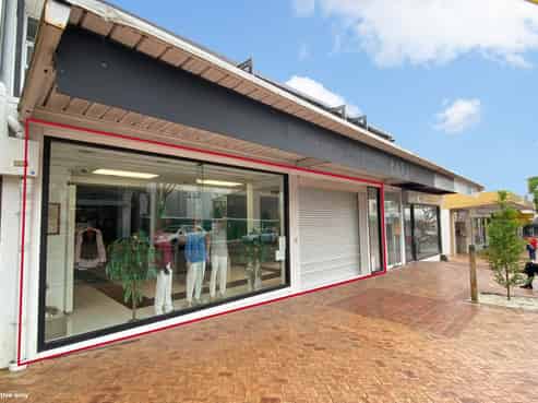 Big frontage, big ceilings, big potential