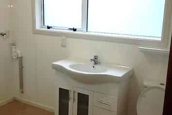 112 Back Stewart Dr, Newlands