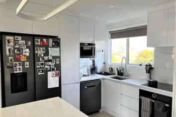 35 Leaver Place, Weymouth