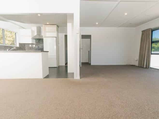 63 Kirby Street, Glendene